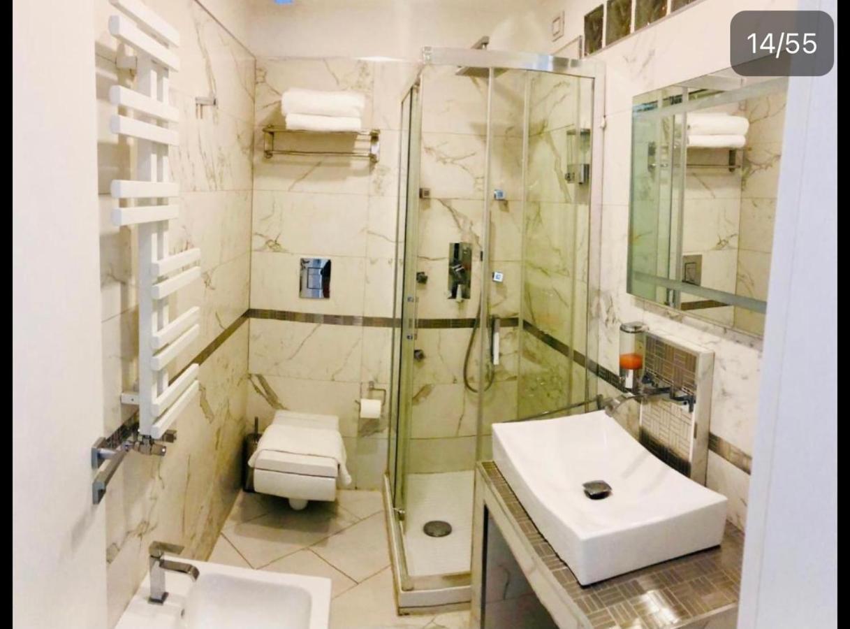 parisa suite Rome Extérieur photo