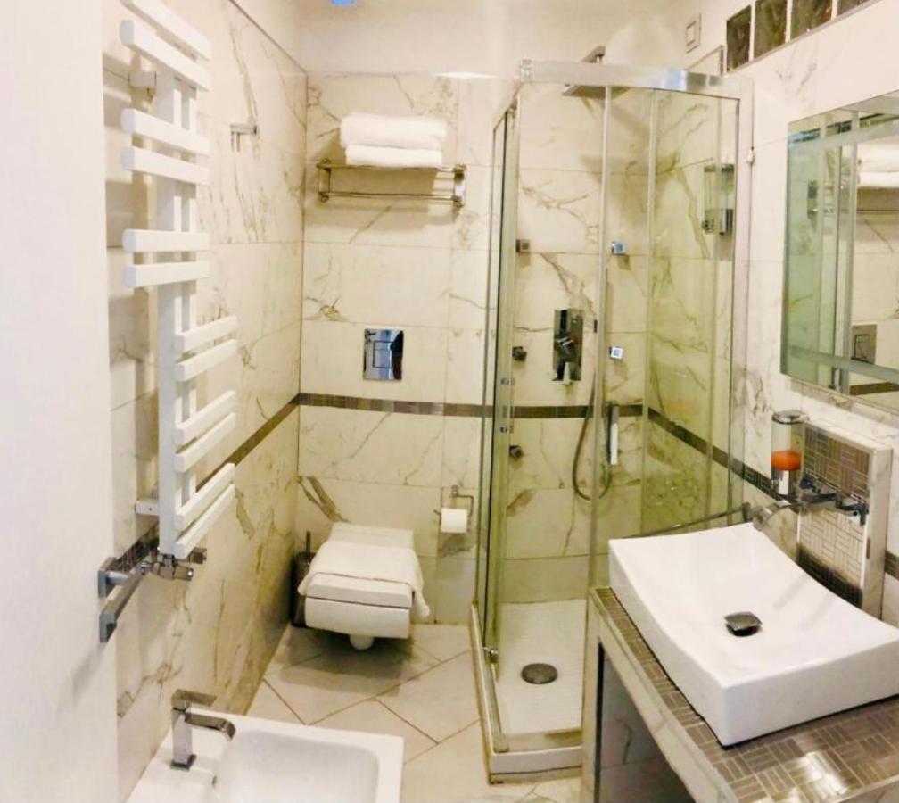 parisa suite Rome Extérieur photo